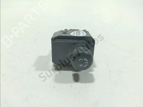 Schakelaar Spiegel Schakelaar Spiegel SUZUKI IGNIS III (MF, FF) 1.2 (ATK412) (90 hp) 37291872 37291872