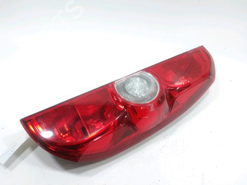 Feu arrière droit FIAT DOBLO Cargo (263_) 1.3 D Multijet (90 hp) 31006181