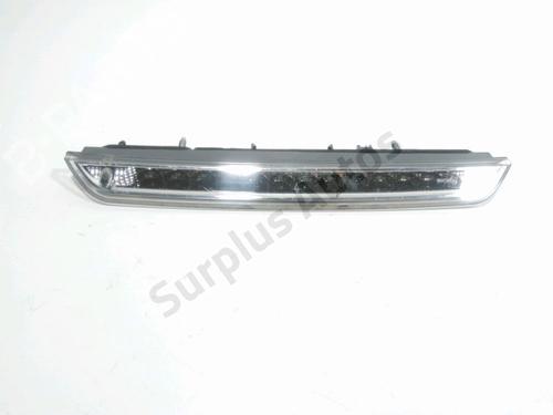 Used Third brake light PEUGEOT 308 II (LB_, LP_, LW_, LH_, L3_) 1.6 HDi 100 (99 hp) 30367669