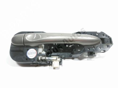 Used Front right exterior door handle RENAULT MEGANE CC (EZ0/1_) 1.5 dCi (EZ09, EZ1G, EZ0D, EZ14) (110 hp) 28242111