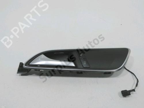 Used Front left interior door handle MERCEDES-BENZ B-CLASS Sports Tourer (W246, W242) B 200 CDI (246.201) (136 hp) 30996582