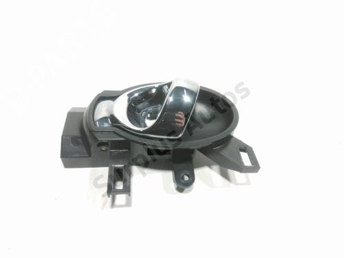 Used Front left interior door handle NISSAN JUKE (F15) 1.2 DIG-T (115 hp) 31664166