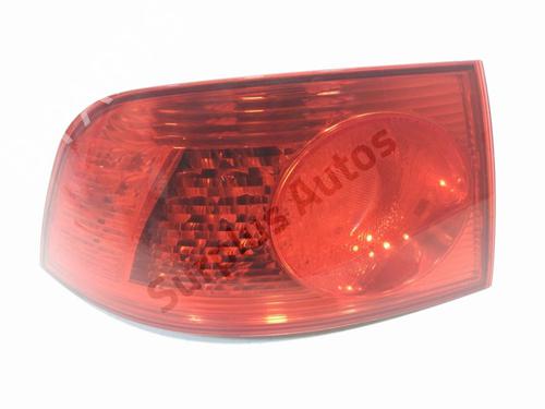 Used Left taillight Left taillight VW PHAETON (3D1, 3D2, 3D3, 3D4, 3D6, 3D7, 3D8, 3D9) 3.2 V6 4motion (241 hp) 33714032 33714032