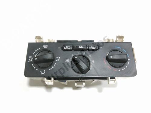 Used Climate control Climate control 37017572 37017572
