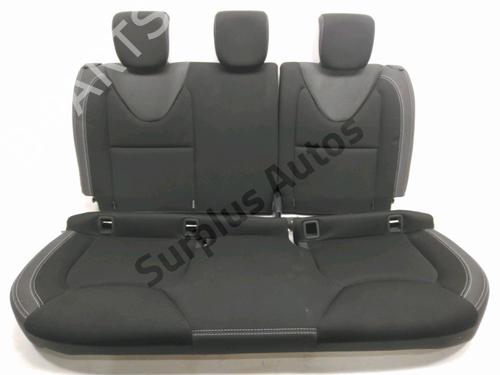 Used Rear seat RENAULT CLIO IV (BH_) 0.9 TCe 90 (BHNF, BHMA, BHMH, BHJK, BHJR) (90 hp) 32202902