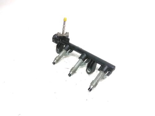 Used Injection rail Injection rail 28221300 28221300