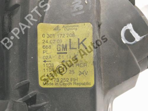 Right headlight OPEL CORSA C (X01) 1.2 (F08, F68) | BP31004954C29