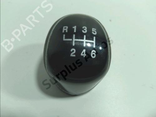Used Shift knob Shift knob FORD FOCUS III Turnier 1.6 TDCi (115 hp) 33568525 33568525