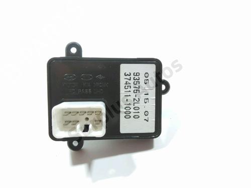 Right front window switch HYUNDAI i30 (FD) 1.4 | BP37772960I26 - Image 2