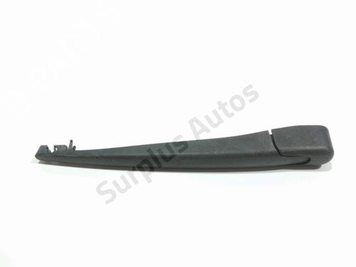 Used Rear windshield wiper arm OPEL ADAM (M13) 1.0 (115 hp) 28271377