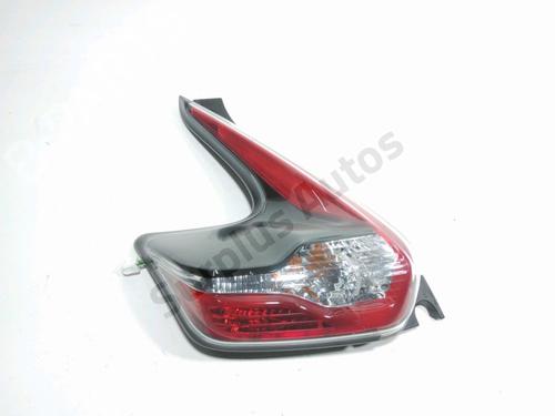 left-taillight-nissan-juke-f15-2010-2011-2012-2013-2014-2015-2016-2017-2018-2019-33646936 main image