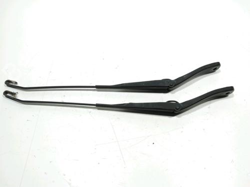 Used Front windshield wiper arm DACIA SANDERO [2008-2025]  28271609