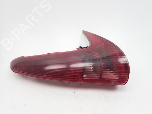 Used Right taillight PEUGEOT 206 SW (2E/K) 2.0 HDi (90 hp) 31006041