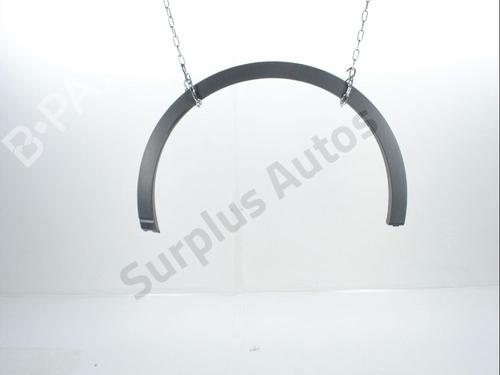 Used Rear right wheel arch trim Rear right wheel arch trim 37781196 37781196