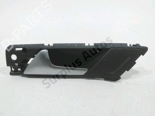 rear-left-interior-door-handle-vw-golf-vii-5g1-bq1-be1-be2-2012-2013-2014-2015-2016-2017-2018-2019-2020-2021-31180835 main image
