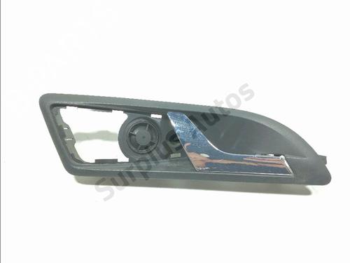Used Front right interior door handle Front right interior door handle 37775076 37775076