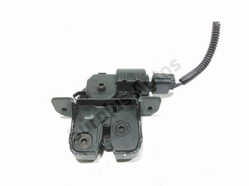 Bakluke lås RENAULT LATITUDE (L70_) 2.0 dCi 150 (L70H) (150 hp) 30087072