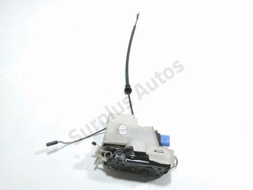 Used Front right lock VW POLO (9N_, 9A_) 1.4 TDI (70 hp) 28247680