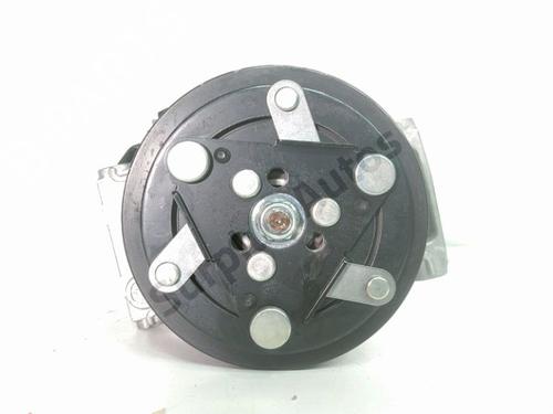 Used AC compressor AC compressor RENAULT CLIO V (B7_) 1.5 Blue dCi 100 (B7AD) (101 hp) 35941446 35941446