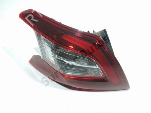 Used Left taillight PEUGEOT 308 II (LB_, LP_, LW_, LH_, L3_) 1.2 THP 130 (131 hp) 30087364