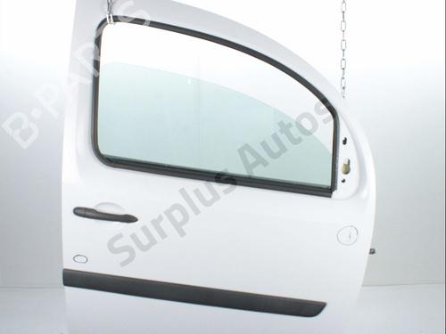 Dør høyre foran RENAULT KANGOO Express (FW0/1_) 1.5 dCi 90 (FW0G, FW05, FW08, FW11) (90 hp) 30800775