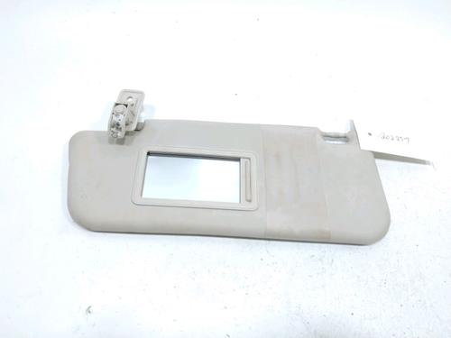 Used Left sun visor Left sun visor FORD KA (RU8) 1.2 (69 hp) 31004067 31004067