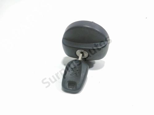 fuel-cap-peugeot-2008-i-cu_-2013-32260659 main image