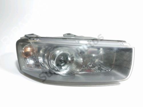 Used Right headlight CHEVROLET CAPTIVA (C100, C140) 2.2 D 4WD (184 hp) 31350854