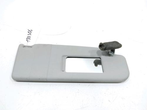 Used Right sun visor Right sun visor 31002491 31002491