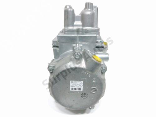 Used AC compressor AC compressor RENAULT TWINGO III (BCM_, BCA_) Z.E: (BCA1) (82 hp) 31032581 31032581