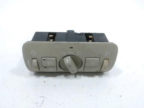 Used Headlight switch VOLVO V70 III (135) 2.4 D (163 hp) 30990386