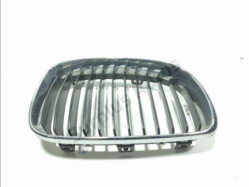 Used Grille Grille BMW 1 (E87) 123 d (204 hp) 40059668 40059668