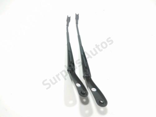 Used Front windshield wiper arm DACIA DUSTER (HS_) 1.5 dCi 4x4 (109 hp) 28272055