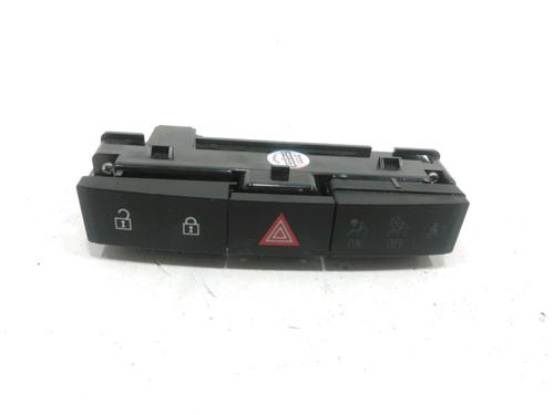 Used Warning switch Warning switch OPEL ASTRA J (P10) 1.3 CDTI (68) (95 hp) 30990049 30990049