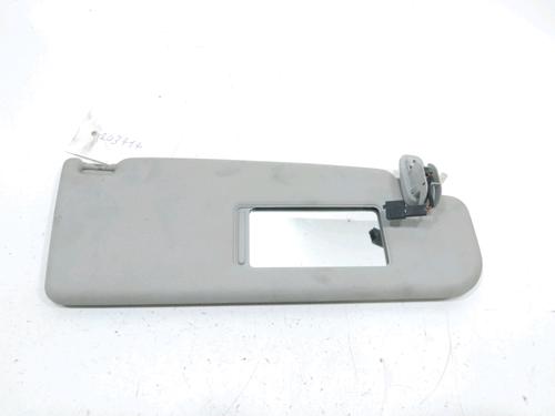 Used Right sun visor Right sun visor 37784748 37784748