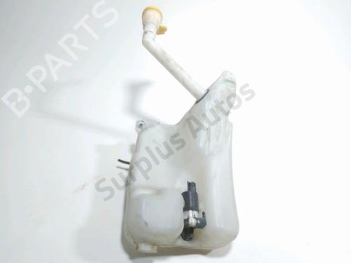 windscreen-washer-tank-renault-megane-iii-coupe-dz01_-2008-2009-2010-2011-2012-2013-2014-2015-2016-32261326 main image