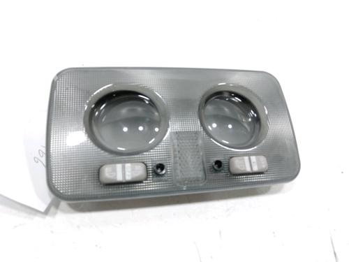 Używane Lampa oświetlenia wnętrza ALFA ROMEO MITO (955_) 1.6 JTDM (955AXC1B) (120 hp) 31003124