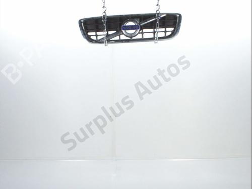 Used Grille VOLVO V70 III (135) D3 (136 hp) 30086190