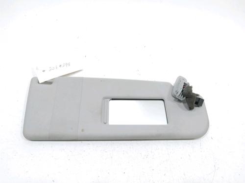 Used Right sun visor VW POLO IV (9N_, 9A_) 1.9 TDI (101 hp) 31002755