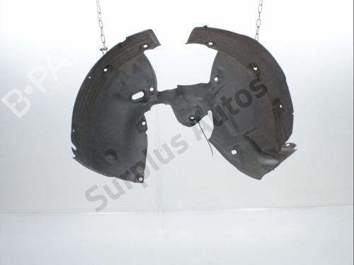 Used Wheel arch RENAULT MEGANE III Hatchback (BZ0/1_, B3_) 1.5 dCi (BZ0C) (90 hp) 28236838