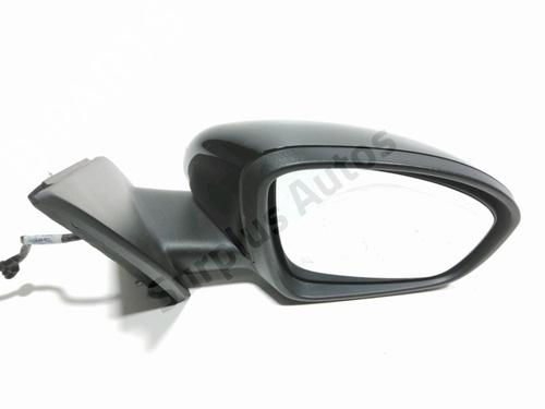 right-mirror-renault-megane-iv-hatchback-b9amn_-2015-32742237 main image