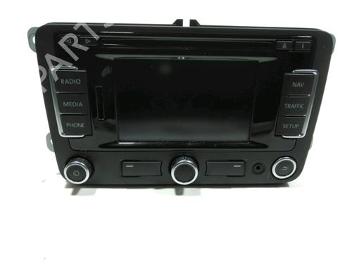 Bilradio VW GOLF VI (5K1) 1.6 TDI (105 hp) 28231844
