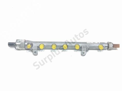 Used Injection rail Injection rail 39259785 39259785