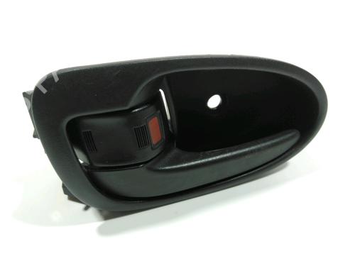 Poignée intérieure avant gauche TOYOTA YARIS (_P9_) 1.4 D-4D (NLP90_, NLP90R) (90 hp) 28243148