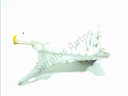 Used Windscreen washer tank Windscreen washer tank RENAULT CLIO V (B7_) 1.6 E-TECH 140 (B7MU) (140 hp) 33867950 33867950