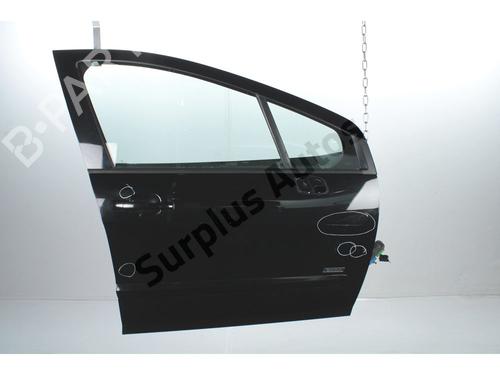 Used Right front door Right front door PEUGEOT 308 I (4A_, 4C_) 1.6 HDi (112 hp) 36402641 36402641