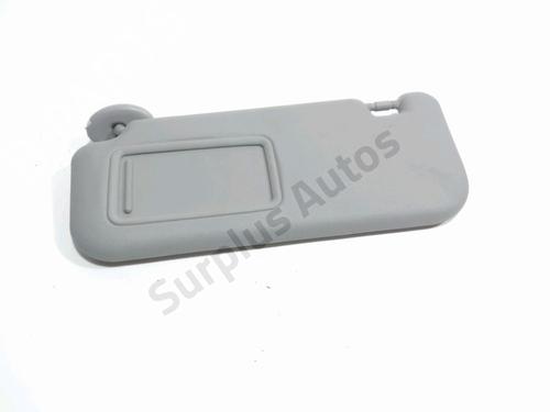 Used Left sun visor TOYOTA YARIS (_P9_) 1.4 D-4D (NLP90_, NLP90R) (90 hp) 29266026
