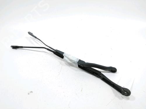 Used Front windshield wiper arm NISSAN QASHQAI I (J10, NJ10) 1.5 dCi (106 hp) 31007659