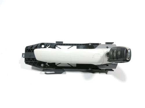 Used Front left exterior door handle AUDI A3 Sportback (8VA, 8VF) 1.2 TFSI (105 hp) 28242247