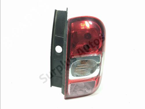 right-taillight-dacia-duster-hs_-2010-2011-2012-2013-2014-2015-2016-2017-2018-33034879 main image